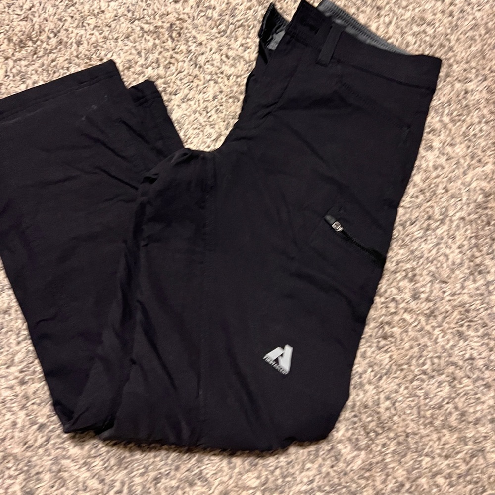 Men’s Eddie Bauer insulated pants. Size 30x30.